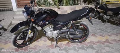 YAMAHA YBR G 125