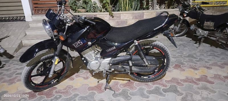 YAMAHA YBR G 125 0