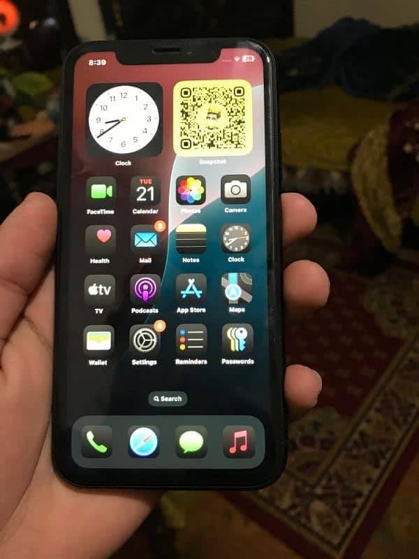 iPhone xr for sale 10/9.5 condition 64 GB 1