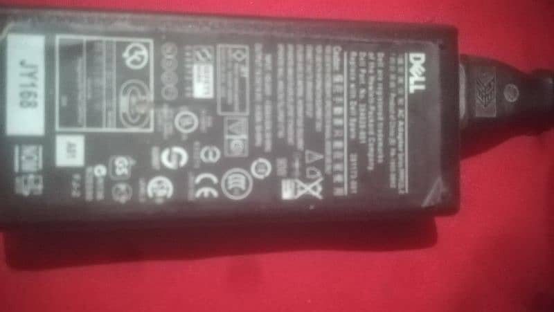 Hp or Dell original charger (adapter) 1