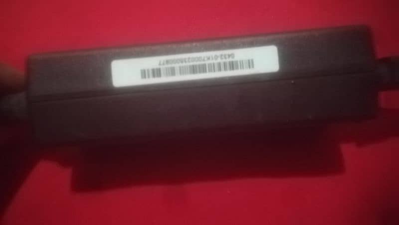 Hp or Dell original charger (adapter) 3