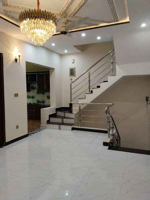 5 Marla Triple Storey House in Johar Town Phase 2, H Block 39