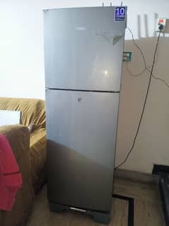 Haier fridge 9\10