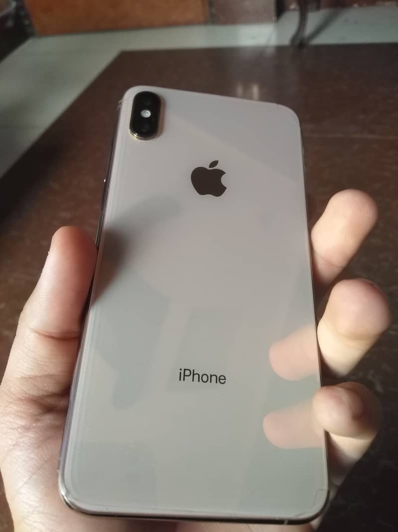 IPhone Xs Max non pta factory unlock 64gb all ok home used 03271521558 0