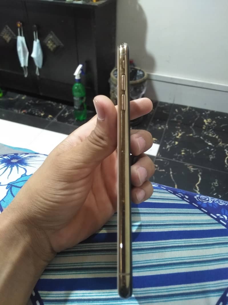 IPhone Xs Max non pta factory unlock 64gb all ok home used 03271521558 3