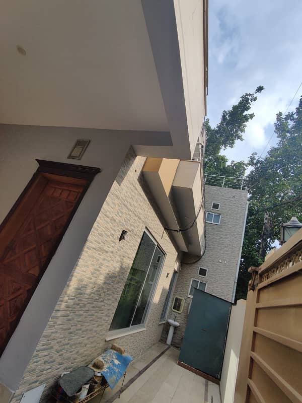 10 Marla House for Rent in Judicial Colony for Family and Silent office (Call center + Software house) 1