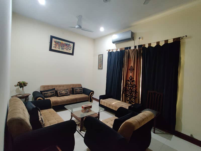 10 Marla House for Rent in Judicial Colony for Family and Silent office (Call center + Software house) 10