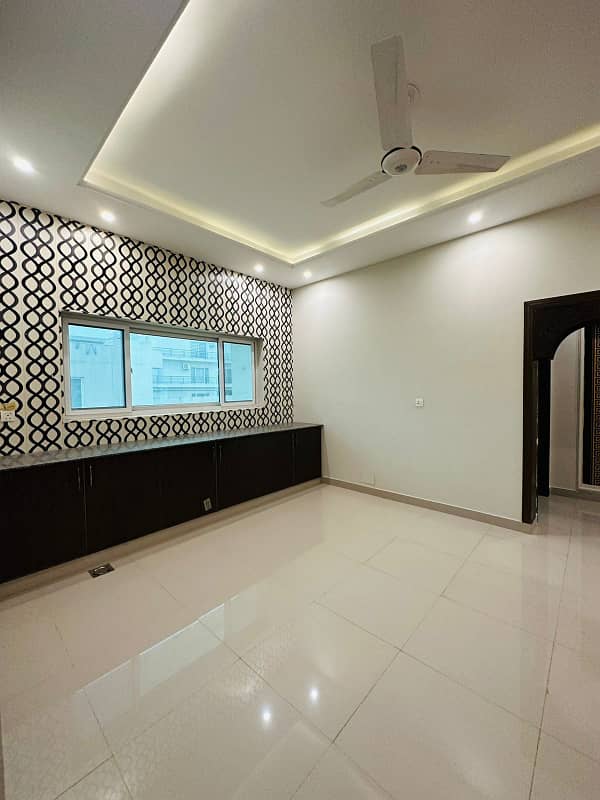 Kanal house house available for rent in bahria enclave Islamabad 4