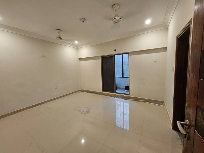 In Shaheed Millat Road 3200 Square Feet Office For Rent 4