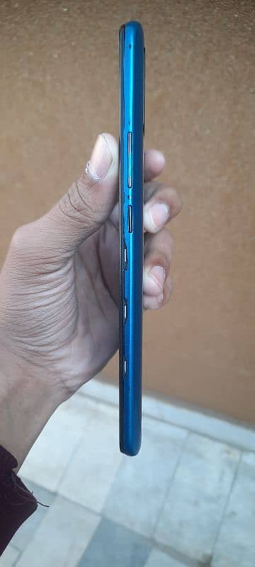 Infinix Hot 9 play 4/64 4