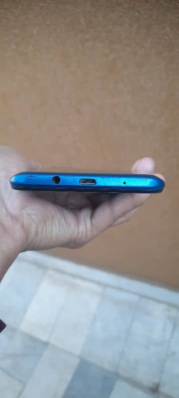 Infinix Hot 9 play 4/64 5