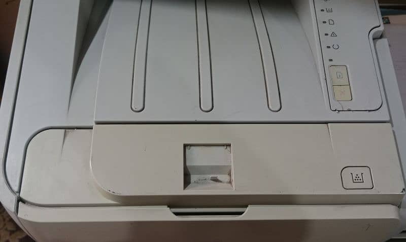 HP Cheap Printer HP 2035 For House use, For Office Use For School Use. 4