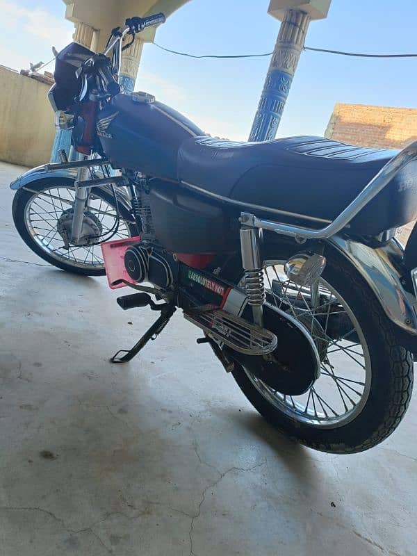 Honda 125 model 2023 4