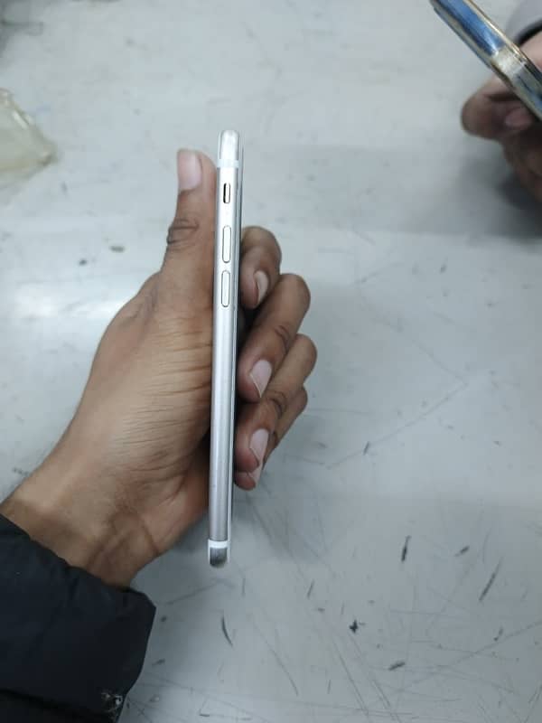 I Phone 7 PTA PROVED 2