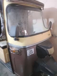 Sazgaar Rikshaw 2022 Model in Good Condition