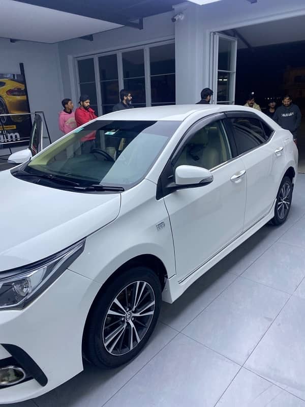 Toyota Corolla Altis 2017 8