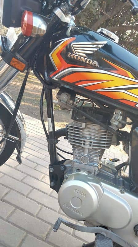 HONDA CG 125 2020 good condition 4