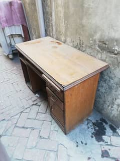 Computer table for sale