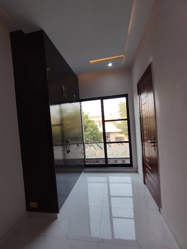 Brand New 5 Marla Luxurious House Available For Sale 19