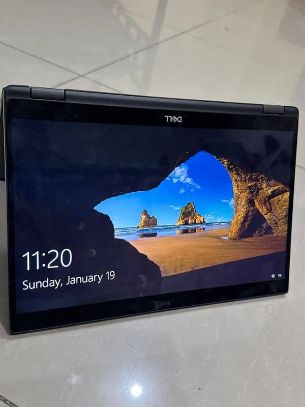 Dell i5 8gen latitude7390 2in1 7