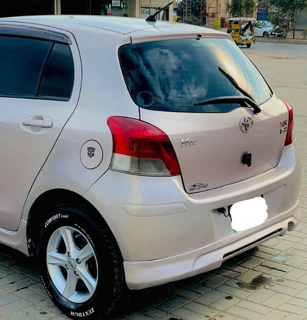 Toyota Vitz 2007 3