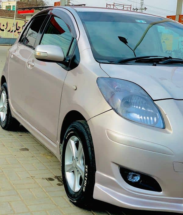 Toyota Vitz 2007 6