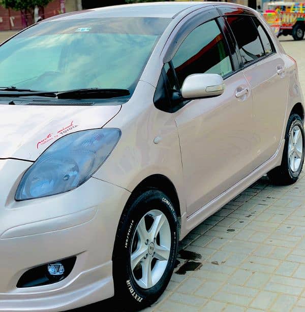 Toyota Vitz 2007 7