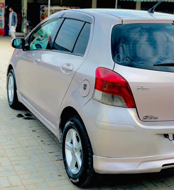 Toyota Vitz 2007 8