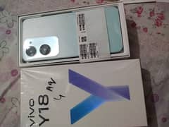 vivo y18  4+4/128