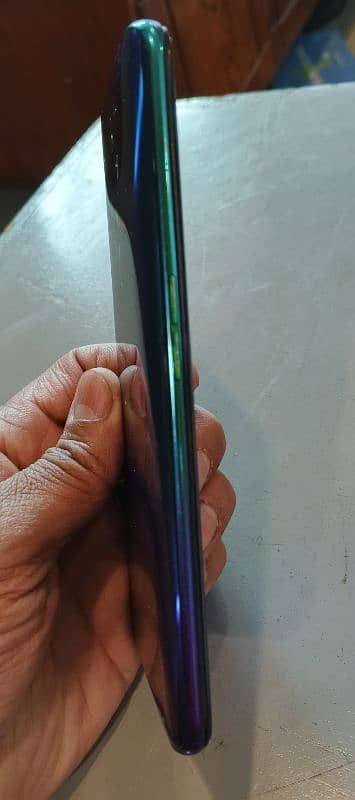 OPPO RENO 2F 6