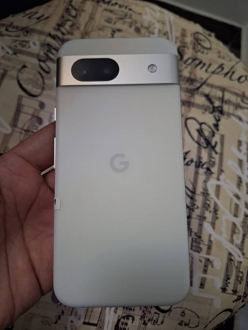 Google Pixel 8a 3