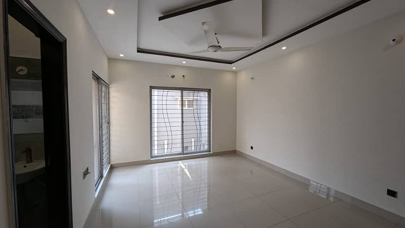 5 Marla House For Sale In Paragon City Lahore 12