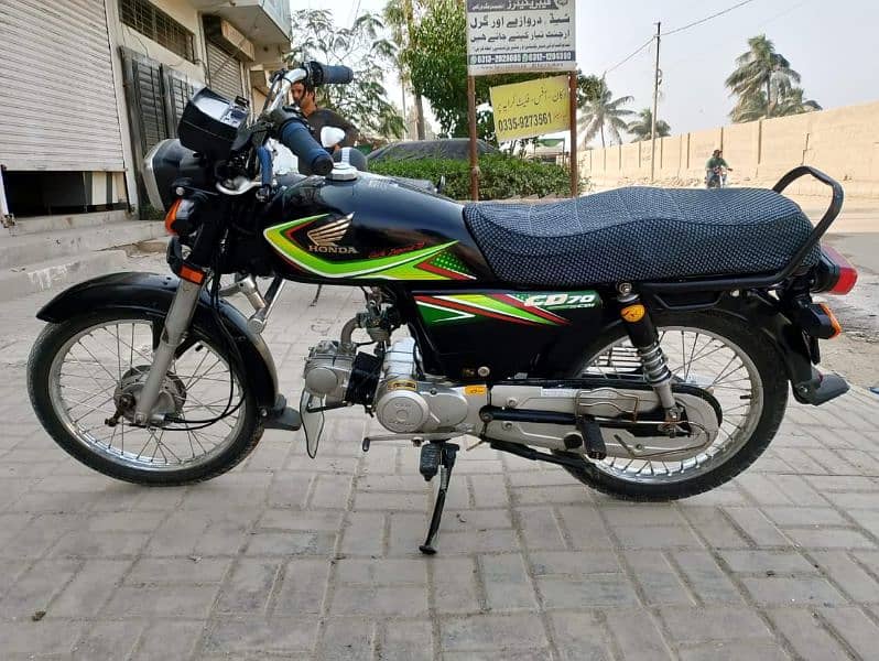 Honda CD 70 CC 2010 model for urgent sale 1