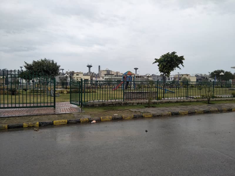 5 Marla Boulevard Back Open Plot Prime Location in Bahria Town Phase 8, M Block 11