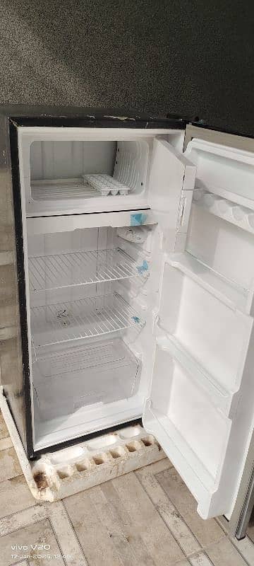 Refrigerator 1