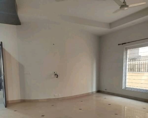 House Sized 20 Marla Available In DHA Phase 6 11