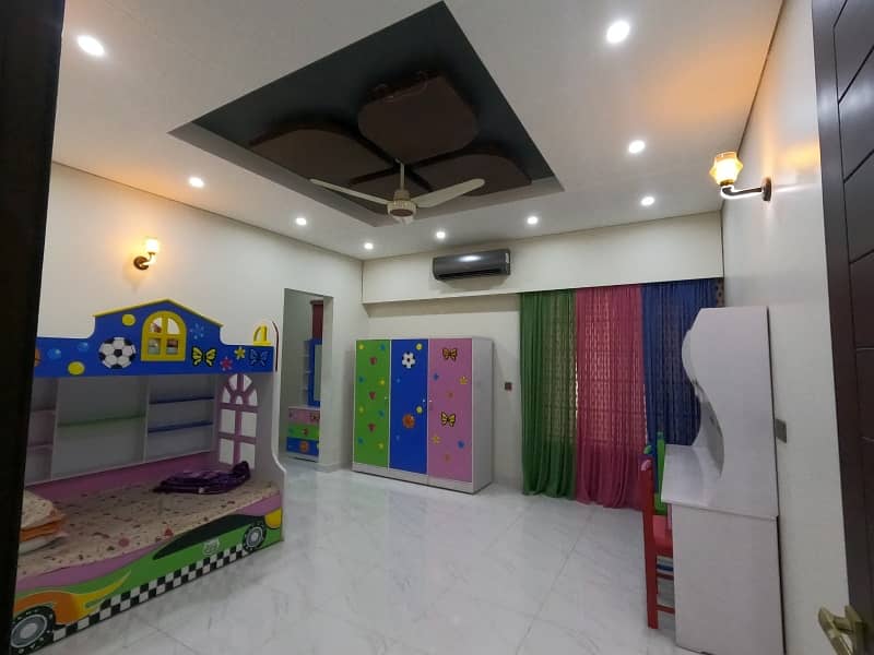 A House Of 550 Square Yards In DOHS Phase 1 6