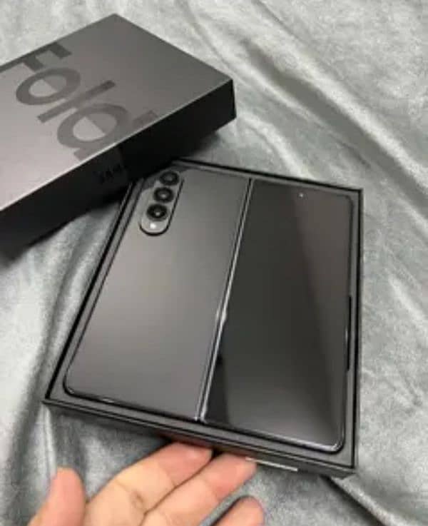 Samsung Galaxy Z Fold 4 5G full box 03204968514WhatsApp 1