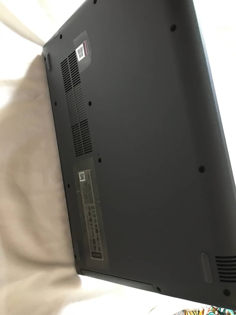 Lenovo Core i5 8th Gen Rom 1000GB Ram 8GB with cotton and company bill 6