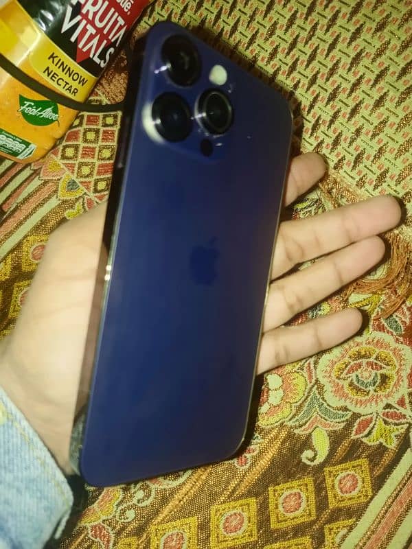 Iphone xr convert 14 pro 2