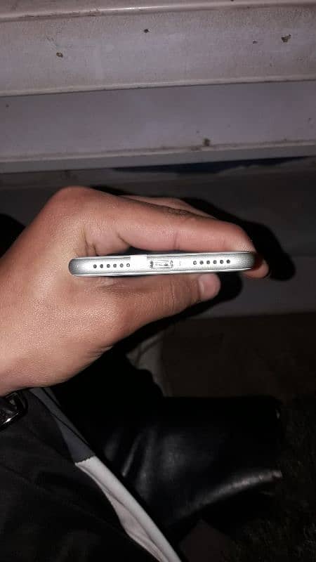 Iphone 7 non pta 2 month sim working 2