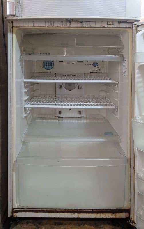 Dawlance fridge/refrigerator 1