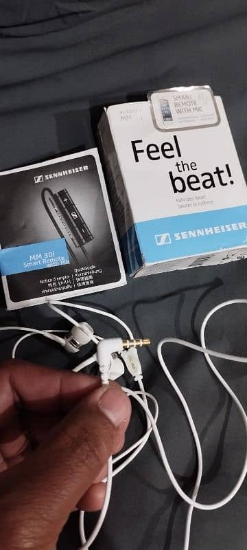 SENENHIEZER HAND FREE 3