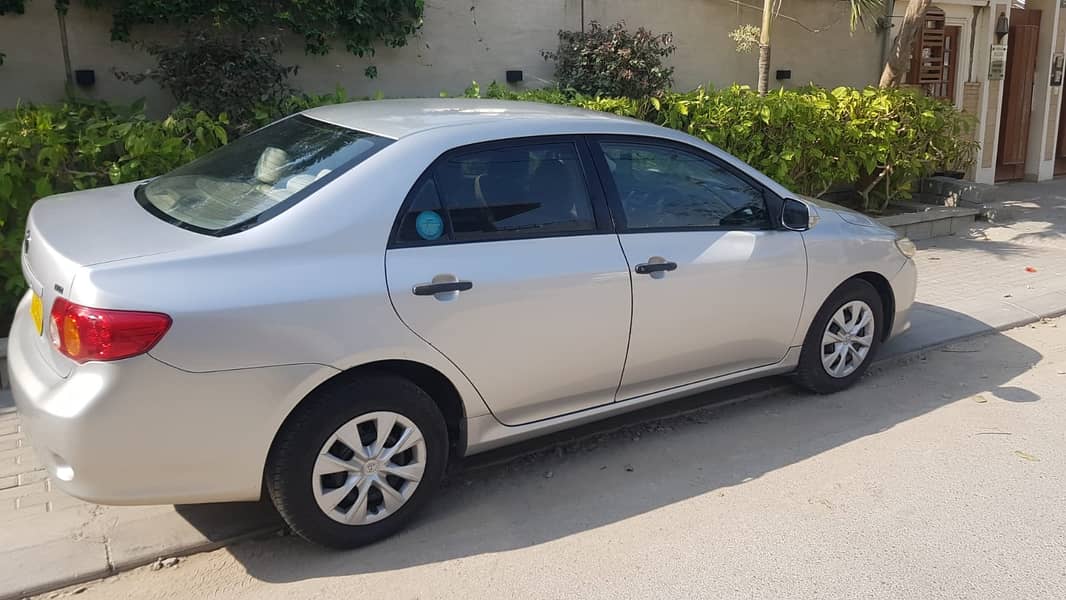 Toyota Corolla GLI 2010 4