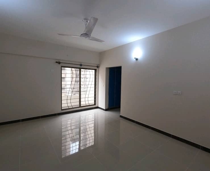 Askari 5 - Sector J Flat Sized 3300 Square Feet For Sale 13