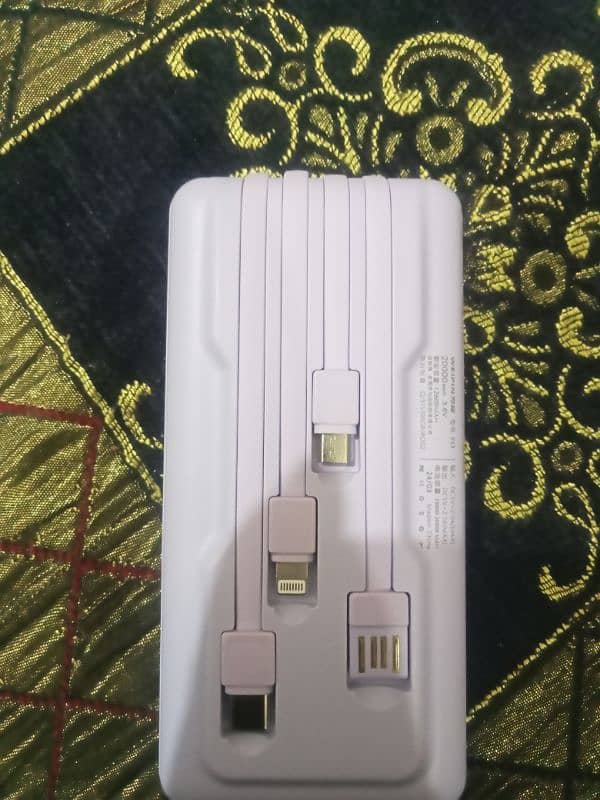 Weipin Power Bank 4