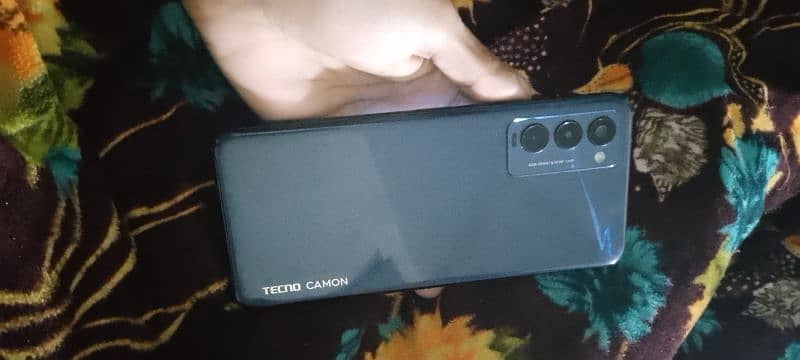 Tecno camon 18t 3