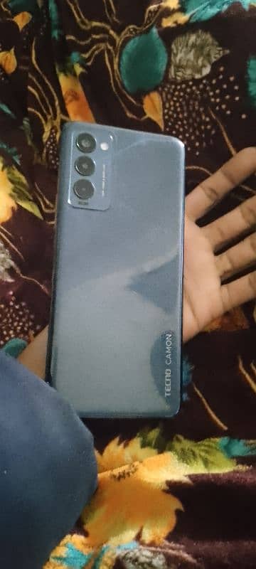 Tecno camon 18t 4