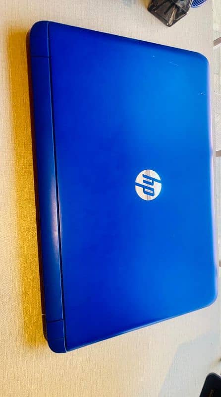 HP Pavilion 15 NoteBook Core-i7-6th Gen 8 GB RAM 256 GB SSD 0