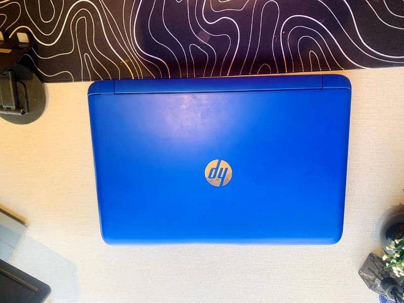 HP Pavilion 15 NoteBook Core-i7-6th Gen 8 GB RAM 256 GB SSD 12